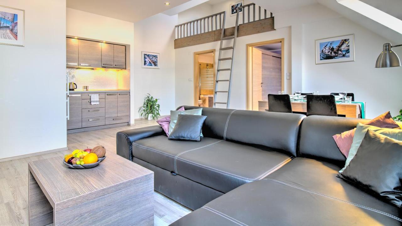 Boromeum Residence Hradec Králové Zewnętrze zdjęcie