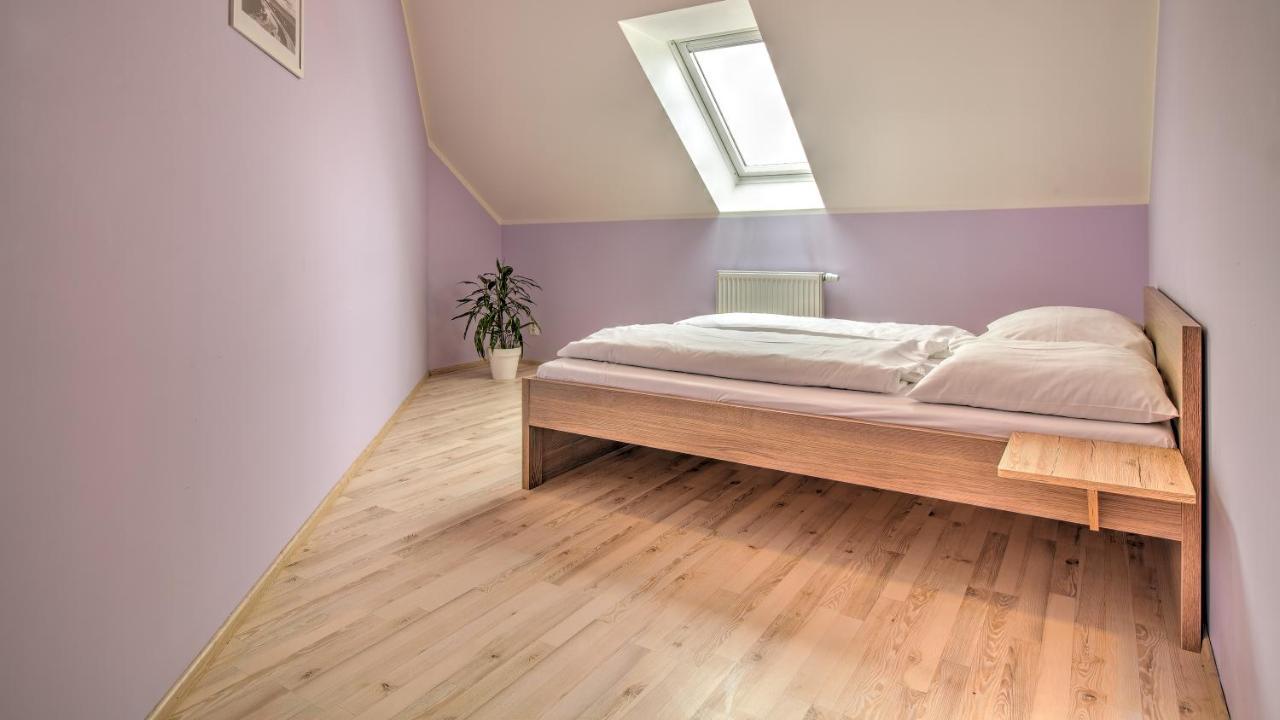 Boromeum Residence Hradec Králové Zewnętrze zdjęcie