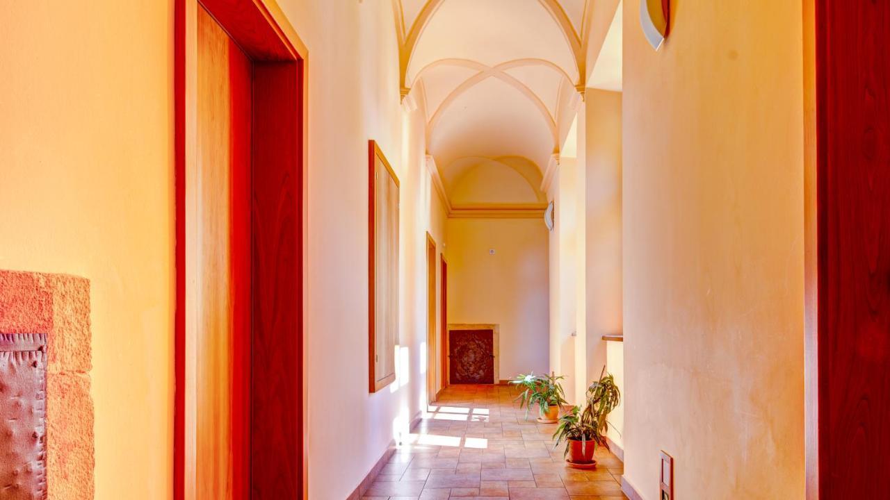 Boromeum Residence Hradec Králové Zewnętrze zdjęcie