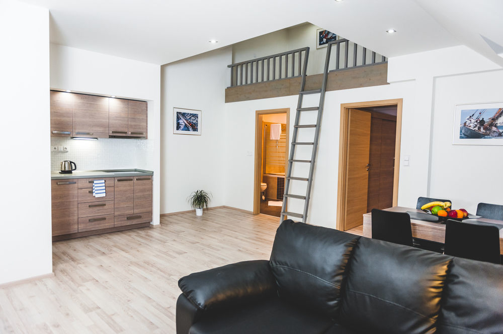 Boromeum Residence Hradec Králové Zewnętrze zdjęcie