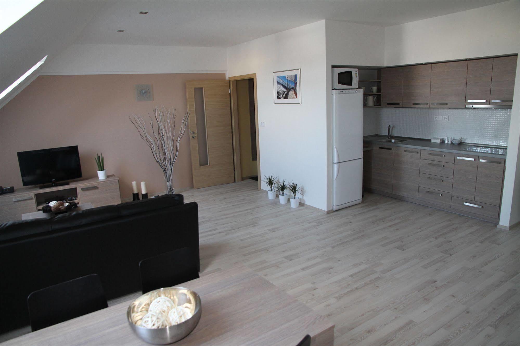 Boromeum Residence Hradec Králové Zewnętrze zdjęcie